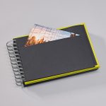 369979_SK_HL_Mini_Mucho_Album_Black_Matcha_WEB