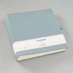 371957_SK_Petit_Atelier_Album_Event_Large_mit_Banderole_Cloudy_Morning_Webshop