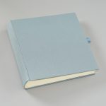 371957_SK_Petit_Atelier_Album_Event_Large_mit_Banderole_Cloudy_Morning_Webshop