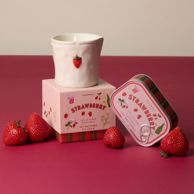 bis0810eu-paddywax-bistro-226g-strawberry-boxed-ceramic-candle-_4_