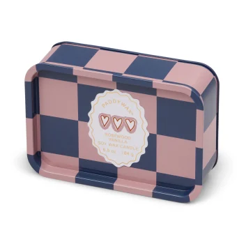 Բուրավետ մոմ Paddywax A   Dopo   6.5oz/184g  Hearts Printed Tin Candle - Rosewood Vanilla